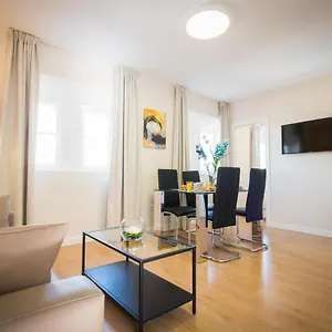 Holidays2malaga Calle Nueva High Speed Wifi Apartamento